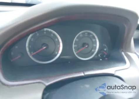 2010 Honda Accord 2.4 Lx from USA, damaged, VIN 1HGCP2F35AA144601